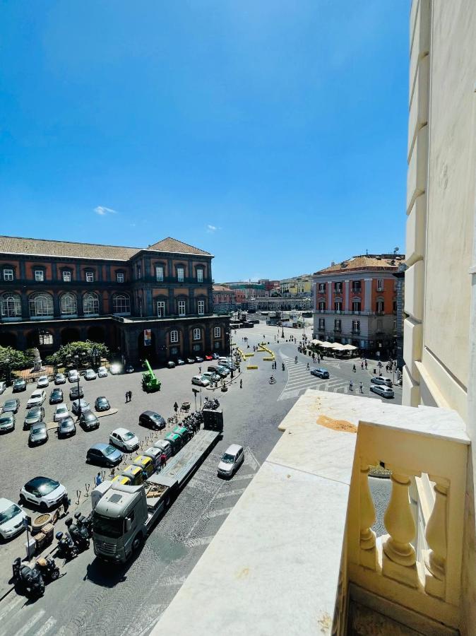 Appartamento Sul Teatro San Carlo ナポリ エクステリア 写真